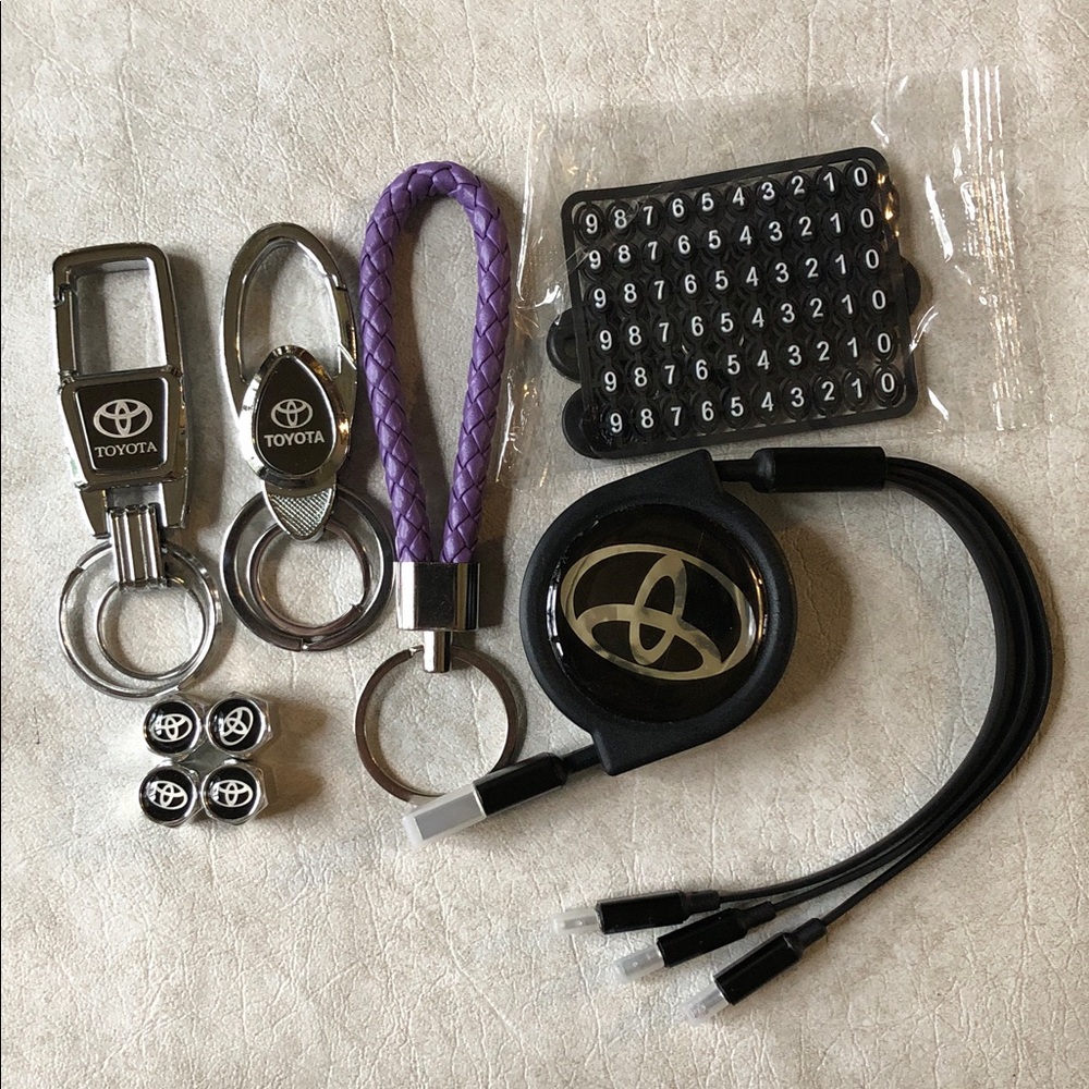 Toyota Package: 2 Keychains, 4 Tire Caps, 3-in-1 Charger Cable, Braided Keychain